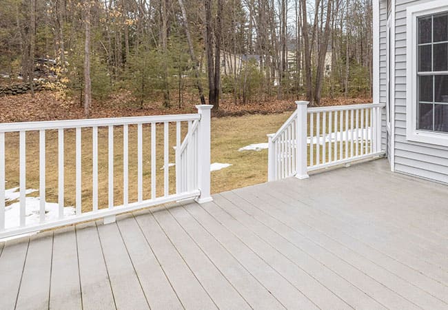 Service-decks-company-in-PA